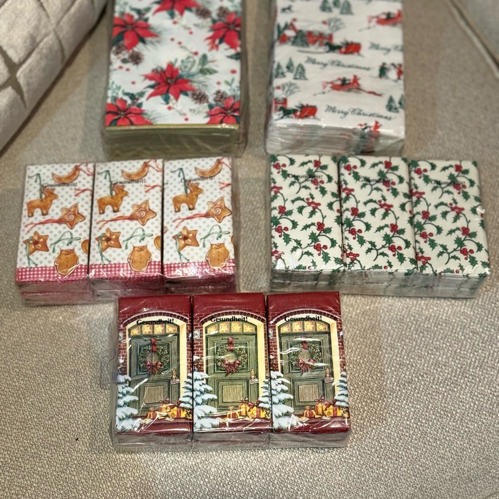 NEW Holiday Facial Tissue and Napkins Packs